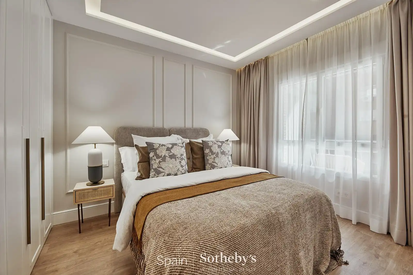 Dormitori de Apartament en venda en Madrid amb Aire condicionat i Calefacció