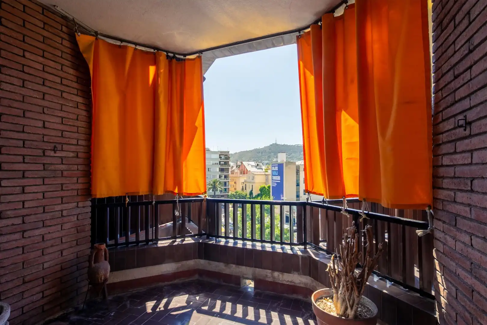 Terraza de Piso en venta en Barcelona con Calefacción, Parquet y Terraza