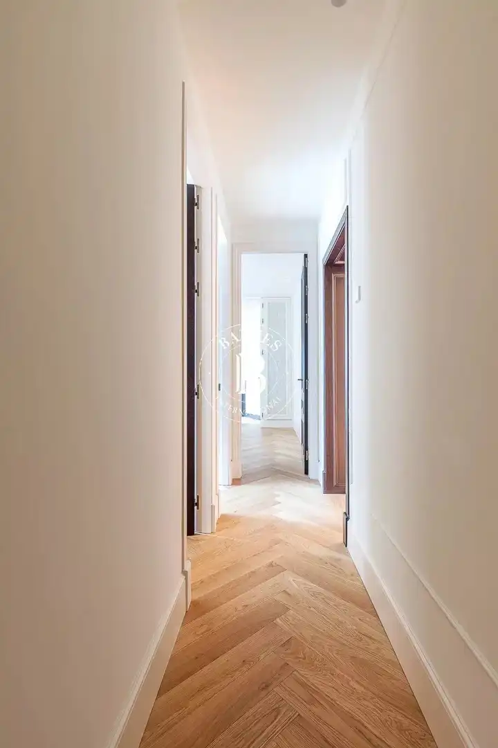 Flat for sale in Madrid  with Heating and Furnished