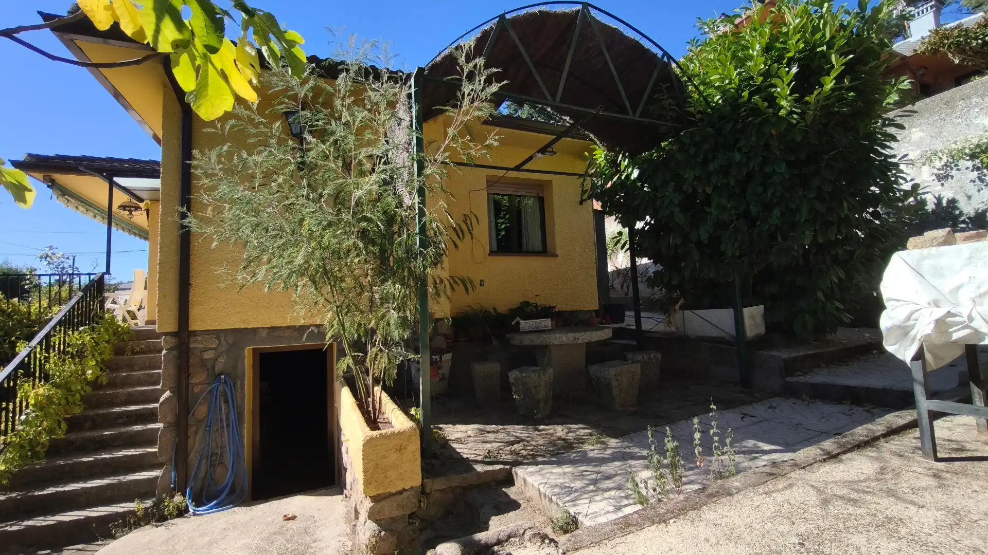Villa con piscina in vendita a Urbanizacion los Rosales, imagen 9