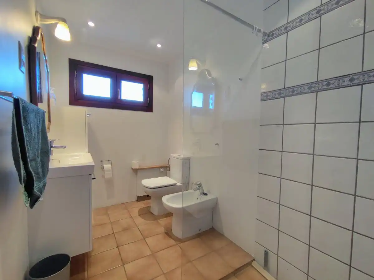 Bathroom of Houses for sale in Graus  with Private garden, Storage room and Sauna