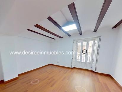 Dormitori de Pis de lloguer en  Valencia Capital amb Aire condicionat, Calefacció i Parquet