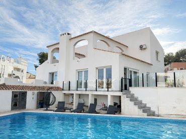 Haus zum Verkauf in Orihuela ciudad