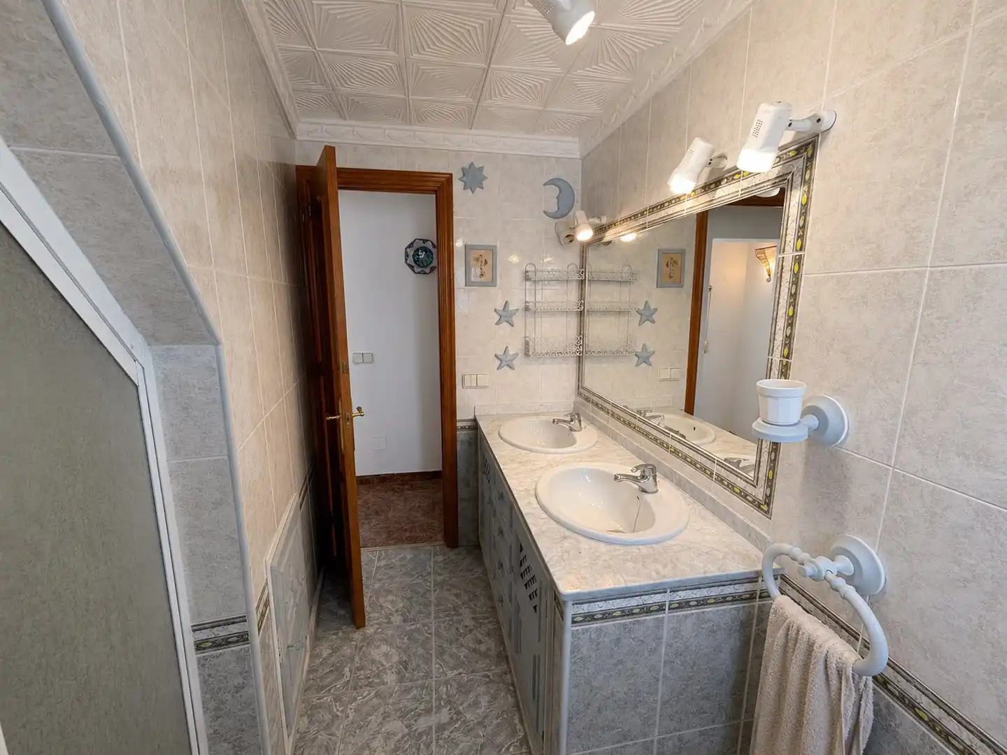 Bathroom of Houses for sale in Sotogrande  with Heating, Terrace and Storage room
