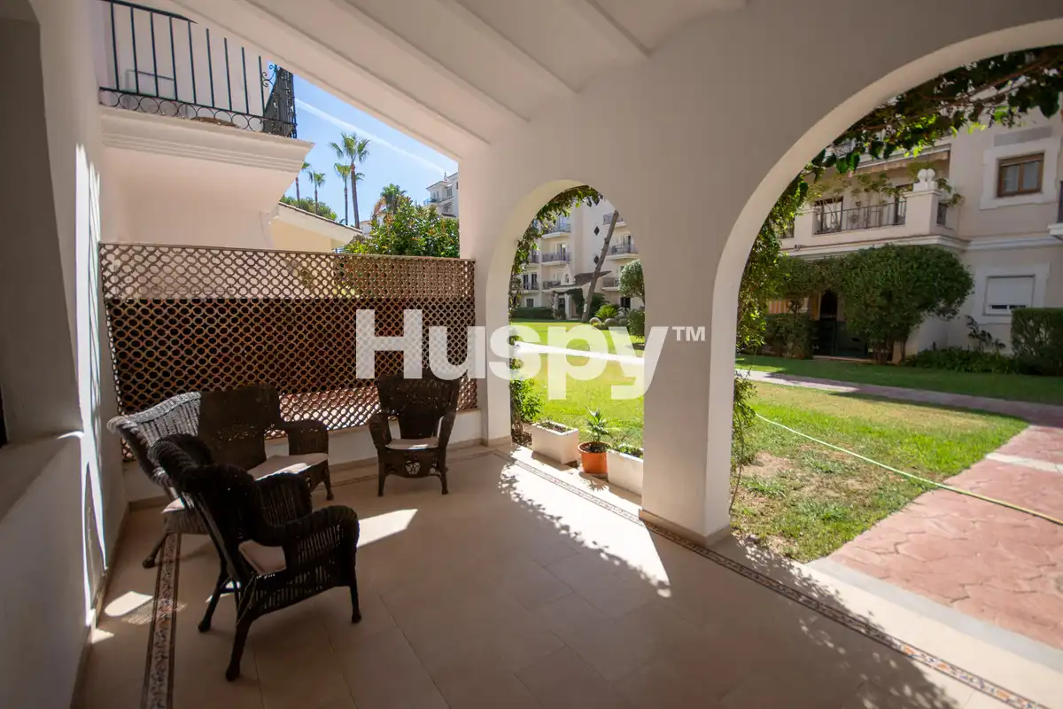 Terrasse von Wohnung zur Miete in Nueva Andalucía