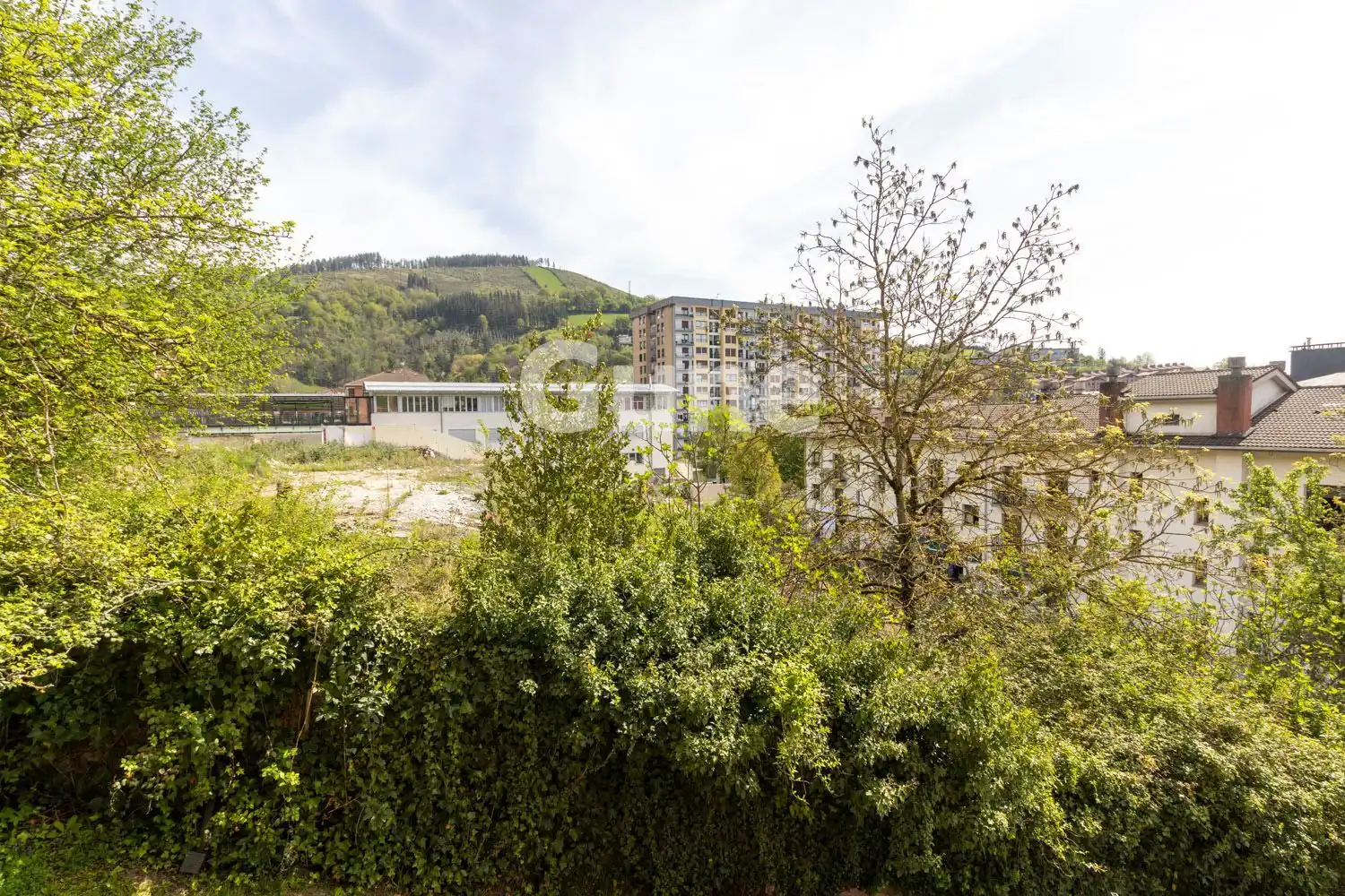 Piso en venta en Urretxu con Calefacción, Jardín privado y Terraza