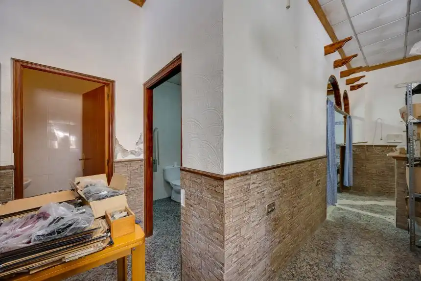 Gewerbefläche zum Verkauf in Calle General Moscardó 6, imagen 7