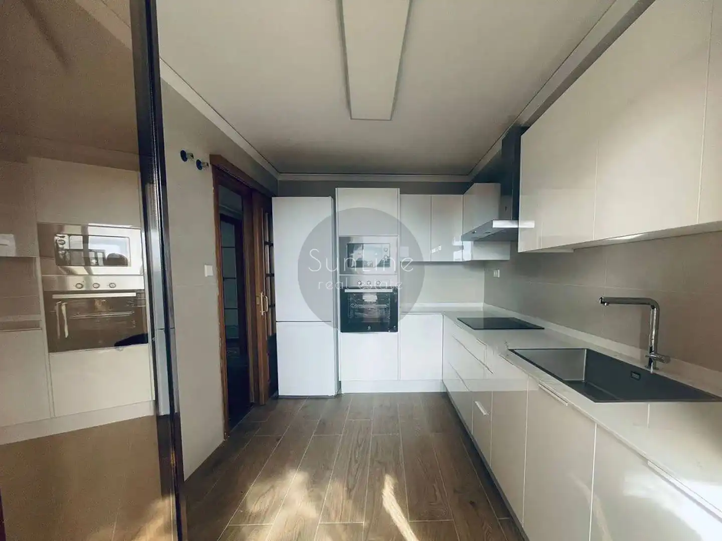 Kitchen of Flat for rent in Valencia  with Balcony and Pets allowed
