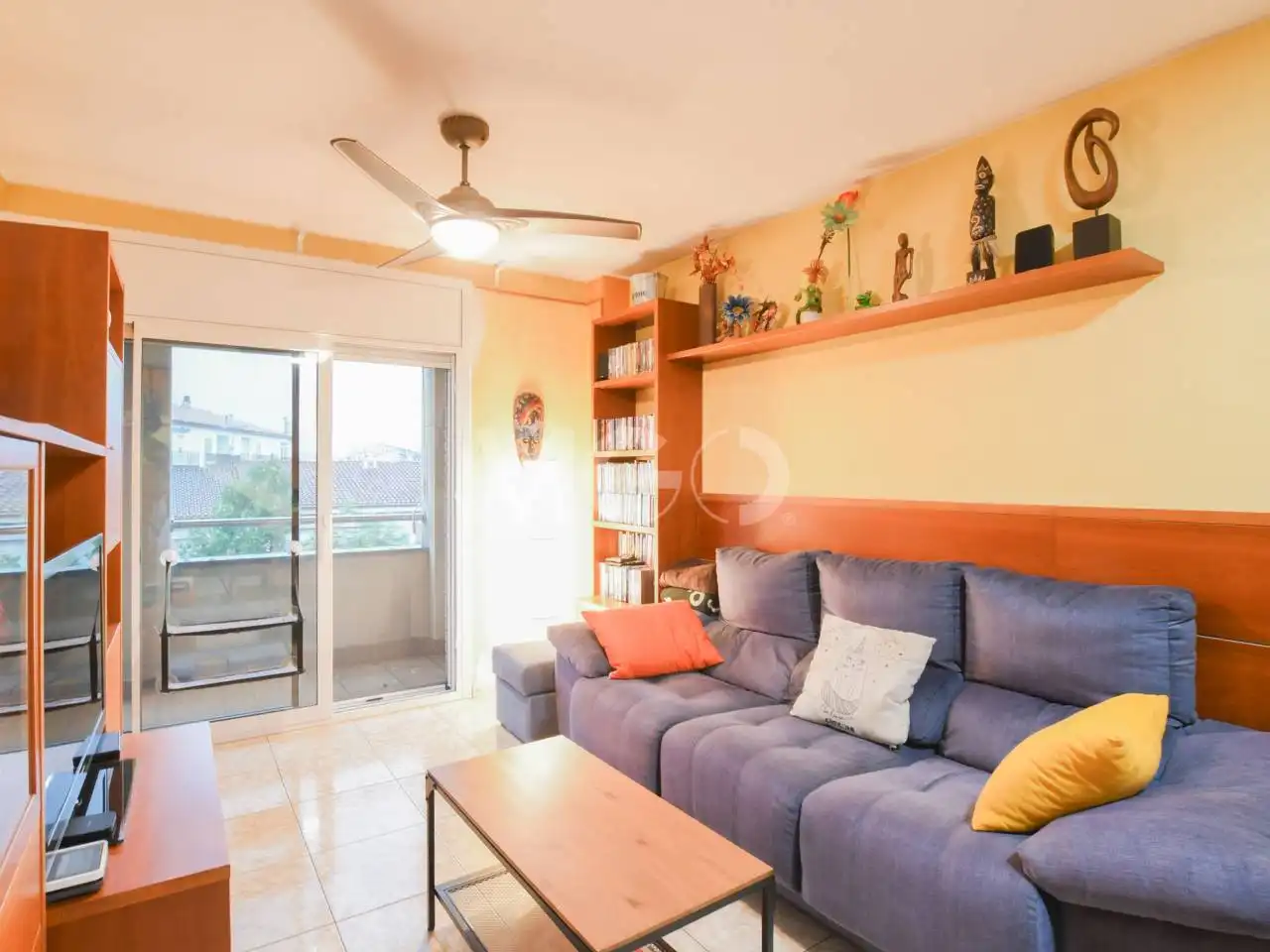 Sala de estar de Dúplex en venta en Manlleu con Calefacción, Terraza y Balcón