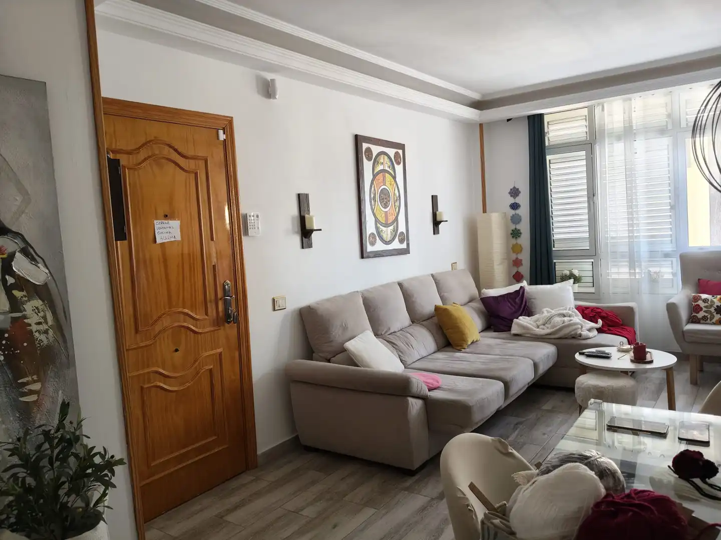Sala d'estar de Pis en venda en Las Palmas de Gran Canaria amb Traster, Moblat i Forn