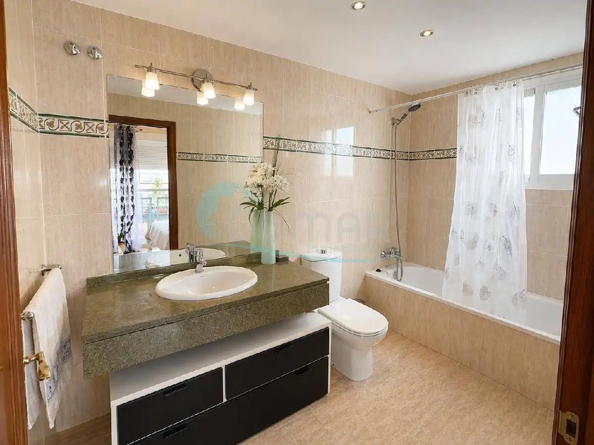 Ático con ascensor en venta en San Pedro de Alcántara, imagen 15