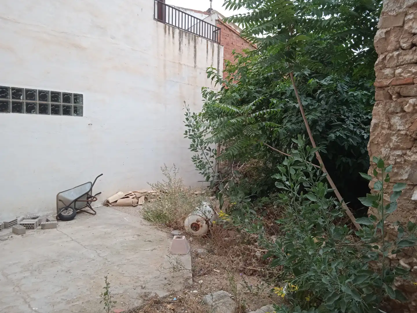 Casa adosada en venda en Fuentes de Ebro amb Jardí privat, Parquet i Terrassa