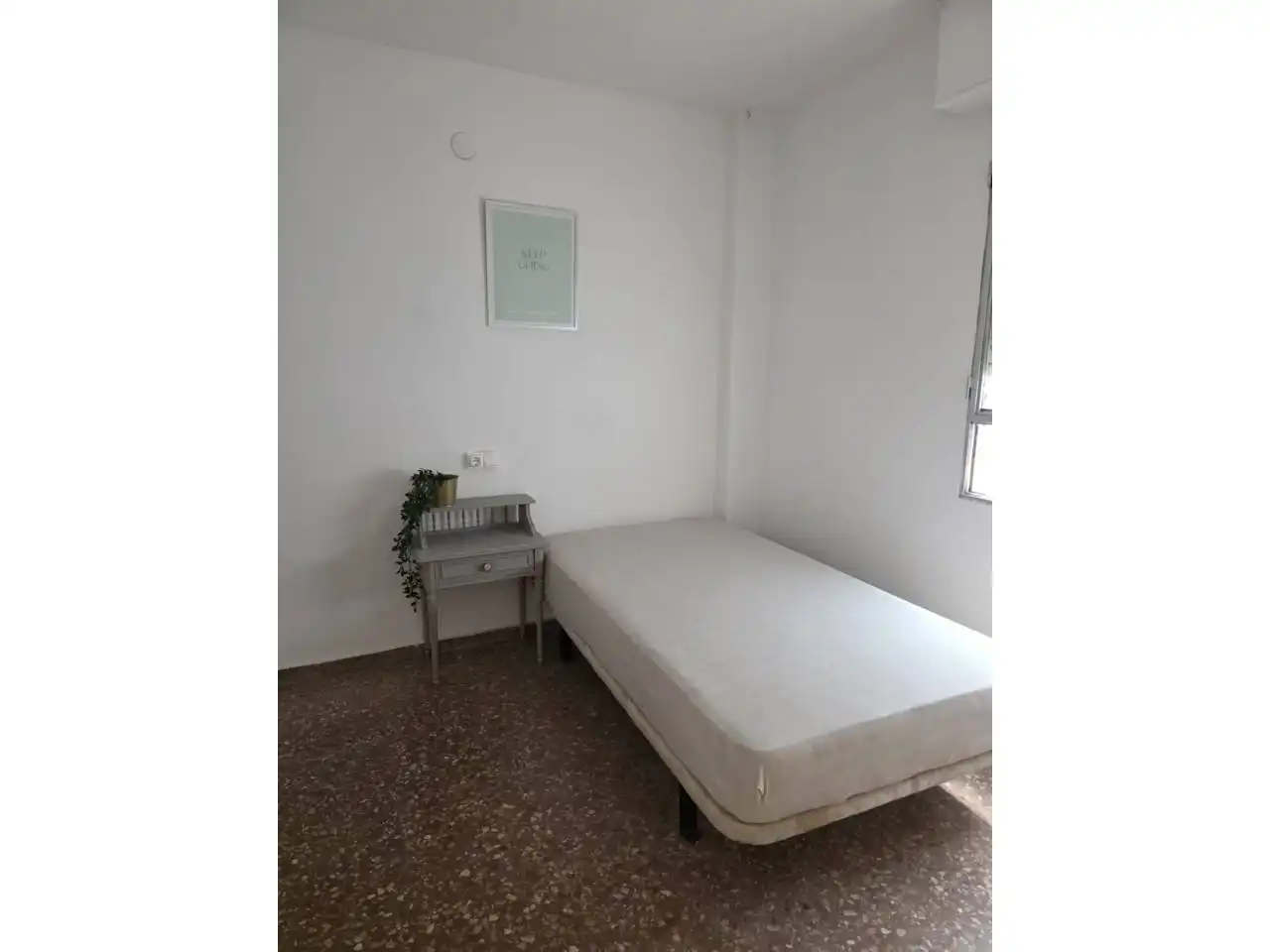 Habitación de Piso de alquiler en Cocentaina con Aire acondicionado y Amueblado