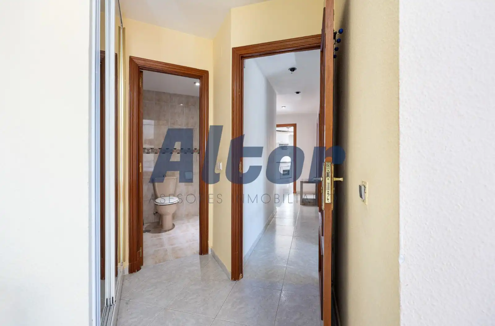 Dachboden zum Verkauf in Fuenlabrada mit Heizung, Terrasse und Alarm