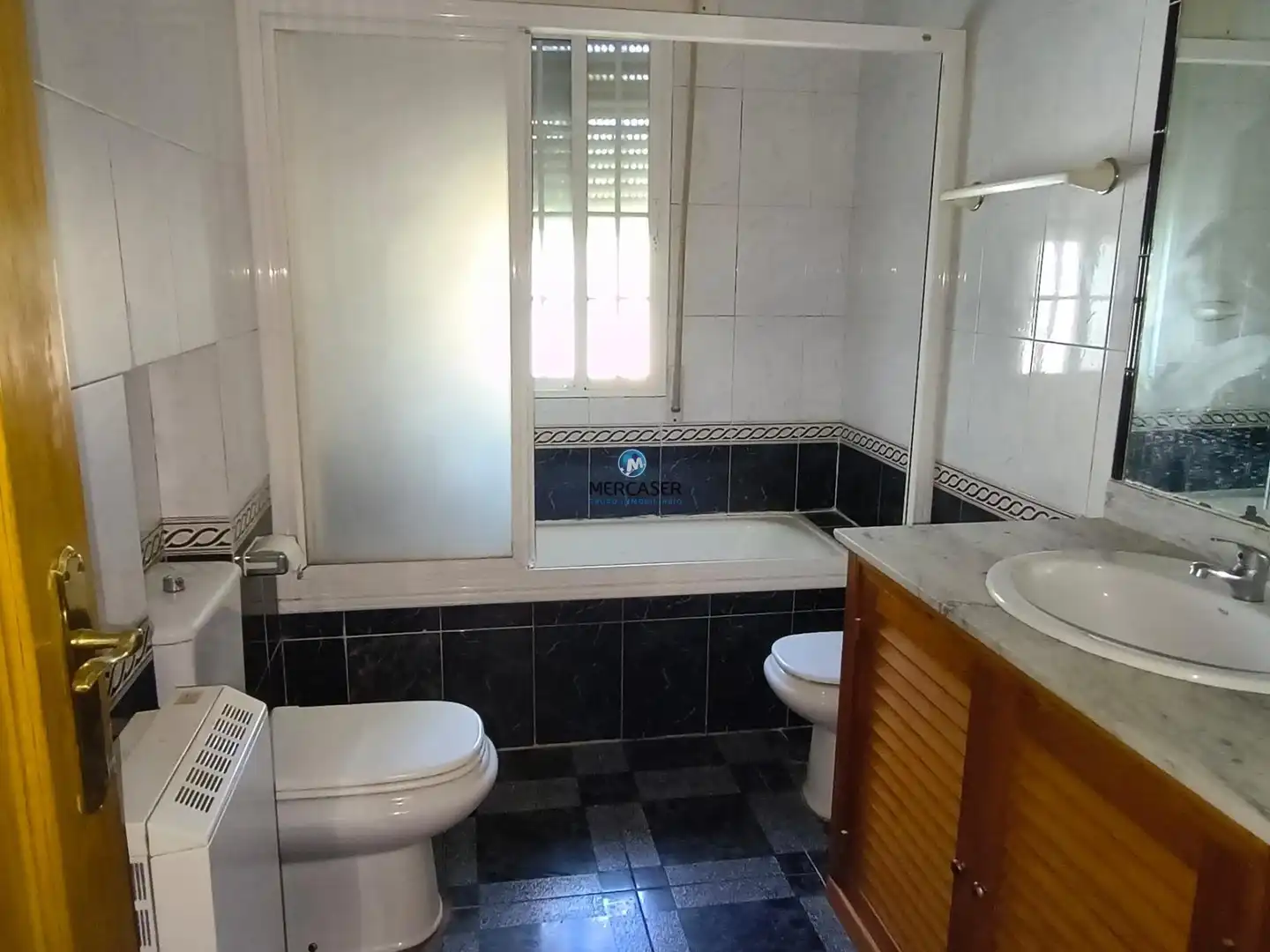 Bany de Casa o xalet en venda en Nuevo Baztán amb Piscina
