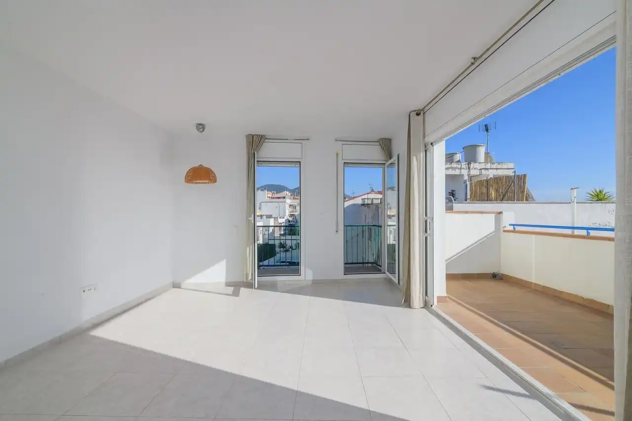 Terraza de Ático en venta en Sitges con Calefacción, Terraza y Balcón