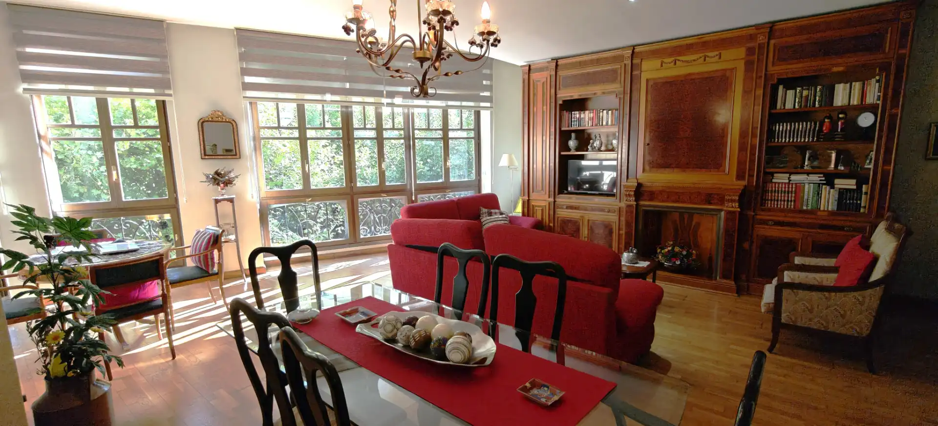 Living room of Flat for sale in Zaragoza  with Air Conditioner, Heating and Parquet flooring
