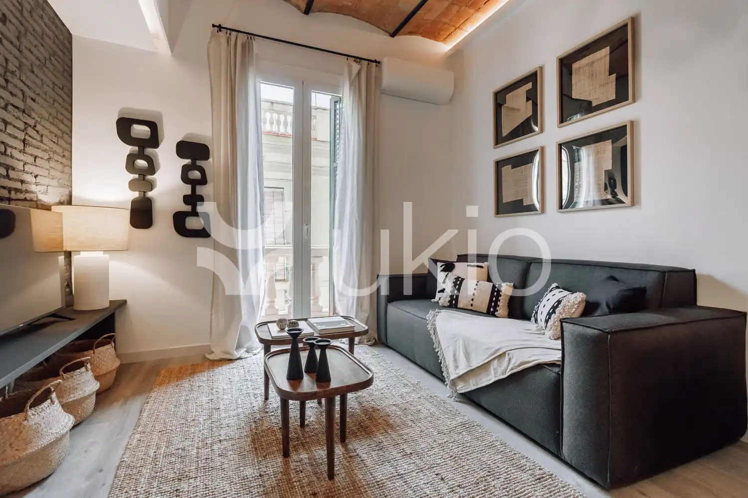 Living room of Apartments for rent in Barcelona  with Air Conditioner, Heating and Furnished