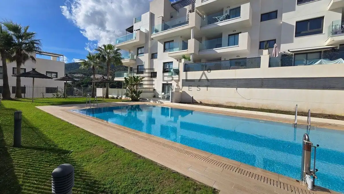 Àtic amb piscina en venda a Rocas Blancas, imagen 4