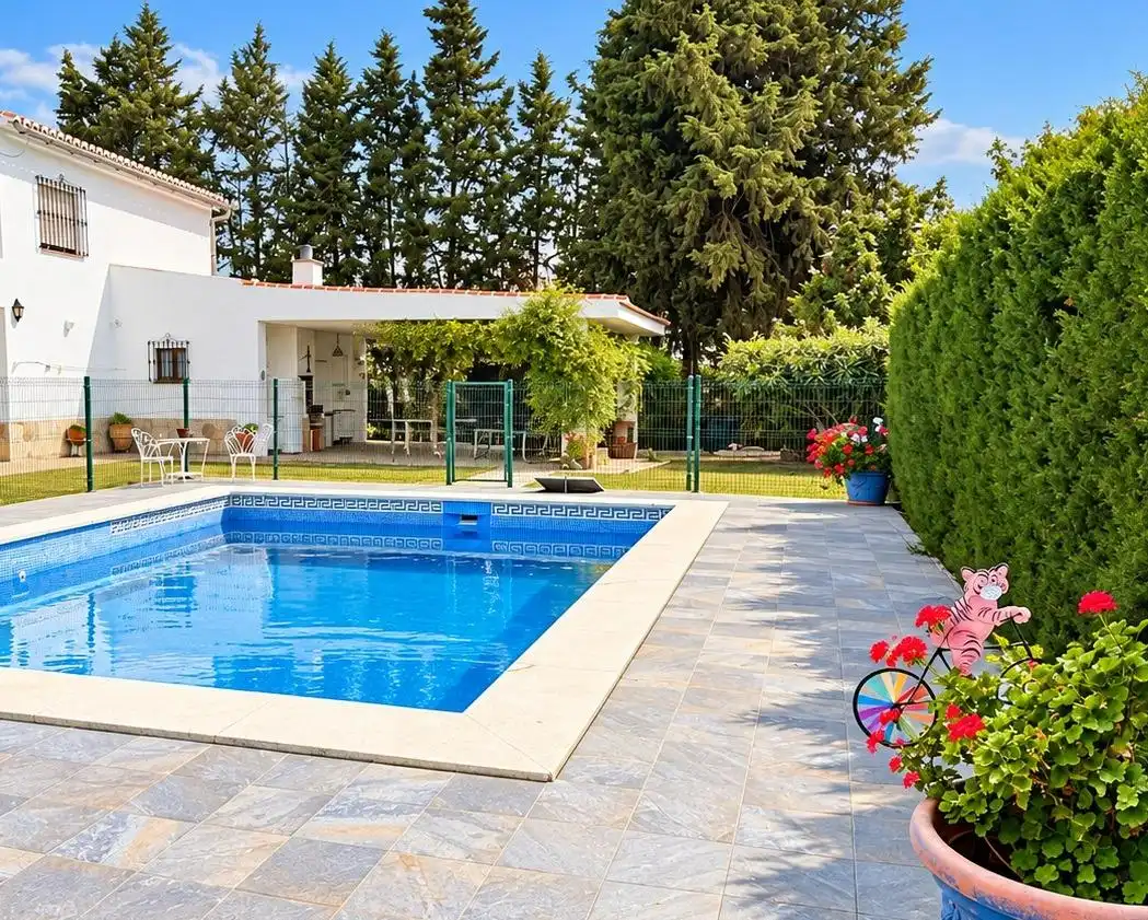 Detached house with pool for sale in Calle POLIGONO 38, imagen 9