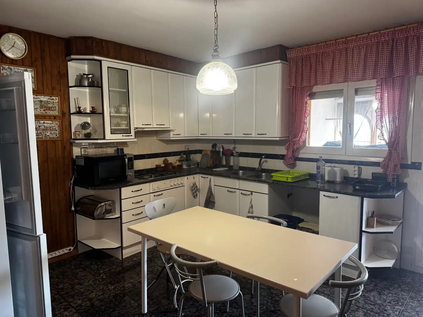 Cocina de Casa o chalet en venta en La Cerollera con Aire acondicionado, Jardín privado y Terraza