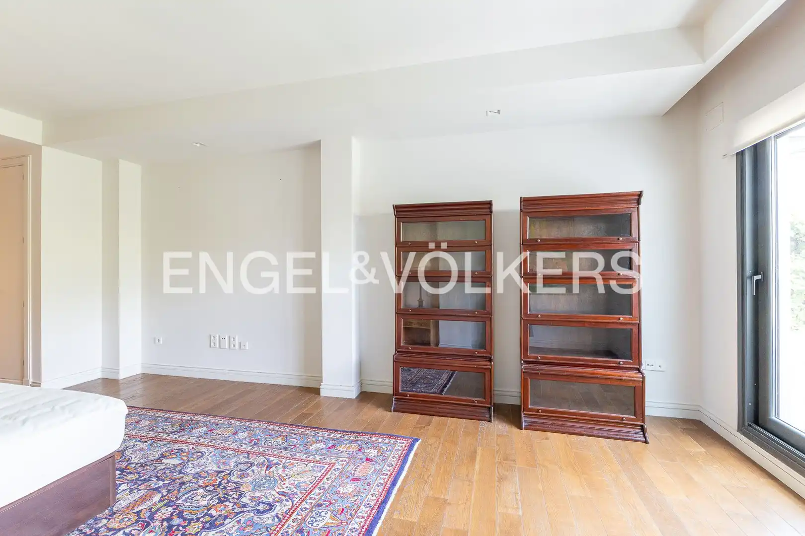 Sala d'estar de Apartament de lloguer en Madrid amb Aire condicionat, Calefacció i Jardí privat