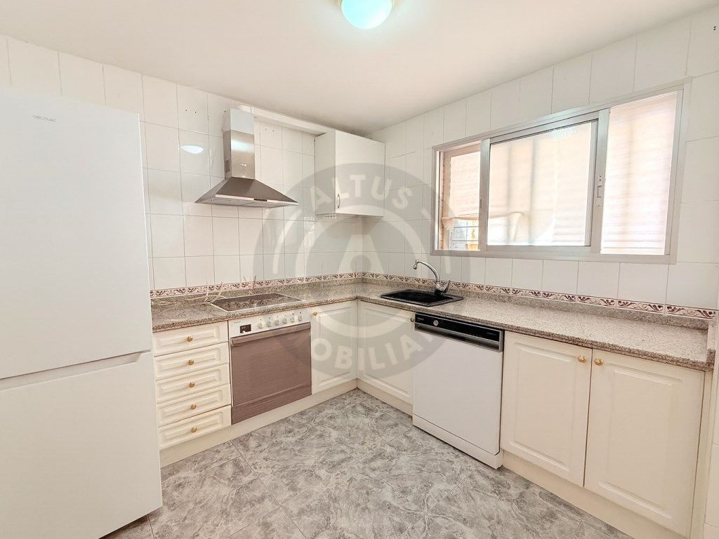 Kitchen of Flat to rent in Cáceres Capital  with Furnished