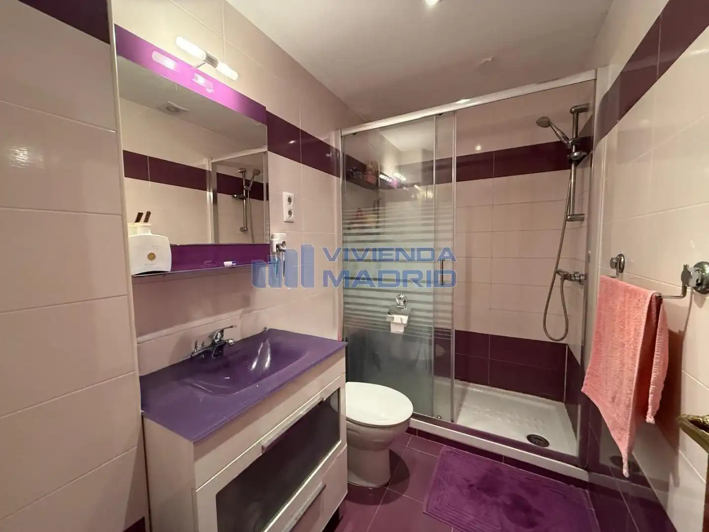 Badezimmer von Wohnung zum Verkauf in Móstoles mit Klimaanlage, Terrasse und Abstellraum
