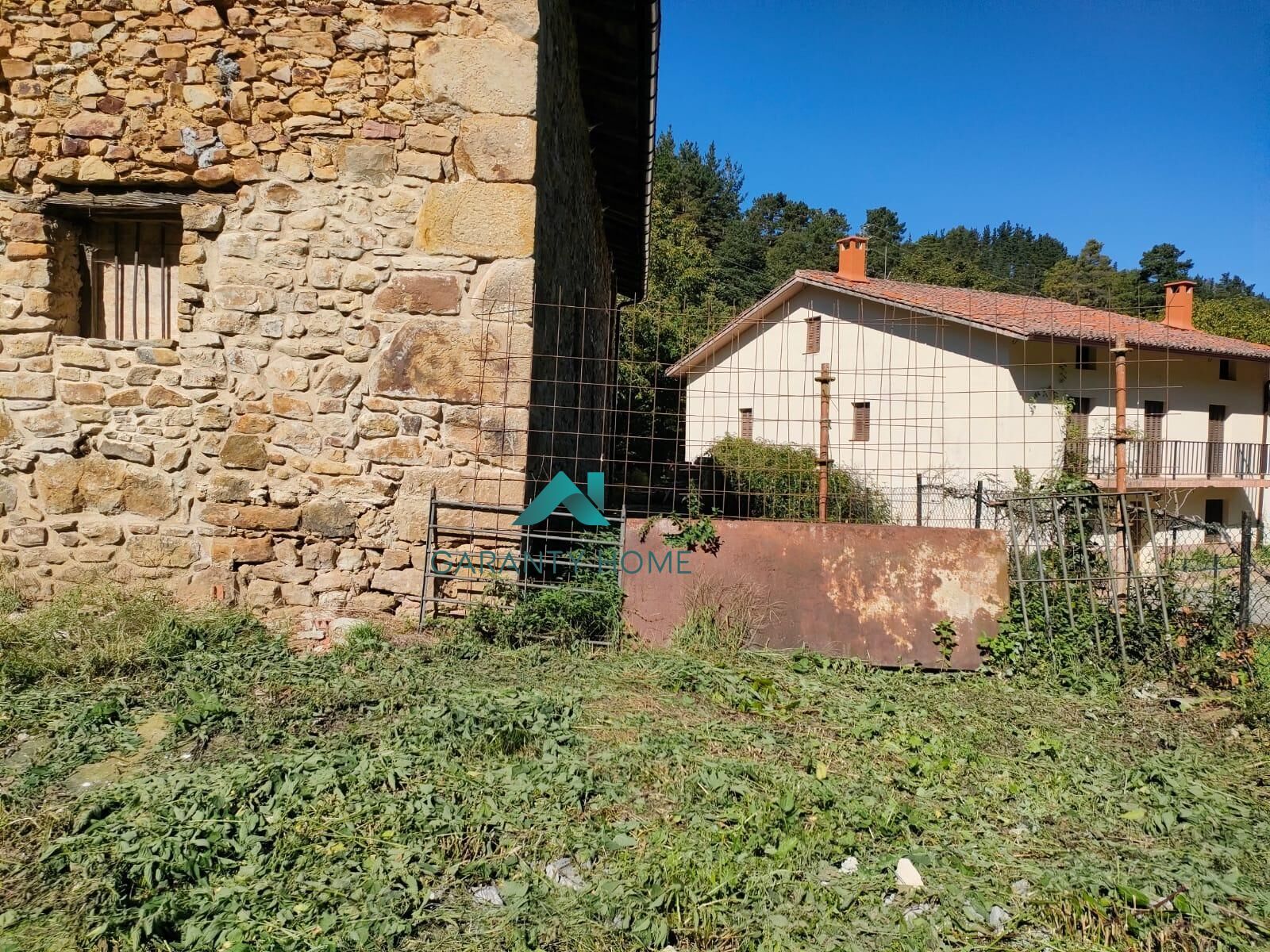 Country house zum verkauf in Zegama mit Privatgarten und Abstellraum