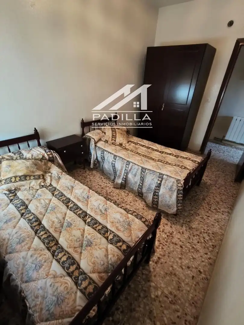 Habitación de Casa o chalet en venta en Santa Cruz del Retamar con Calefacción, Trastero y Piscina