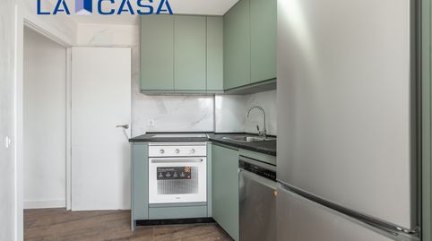 Foto 4 de Piso en venta en Calle de Enrique Fuentes, Moscardó, Madrid Capital