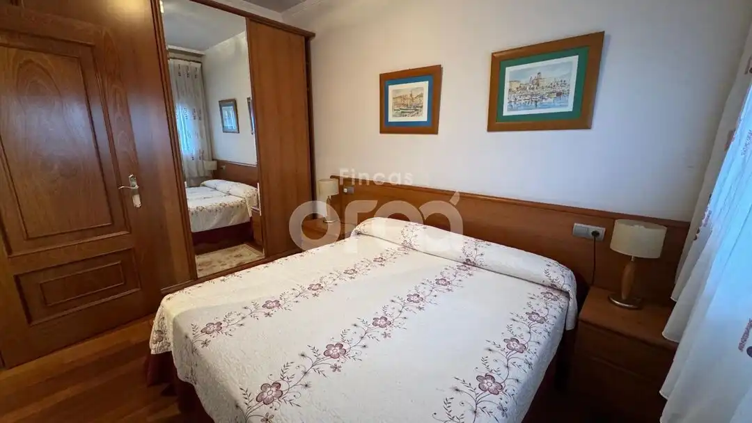Bedroom of Flat for sale in Santurtzi   with Heating, Terrace and Furnished