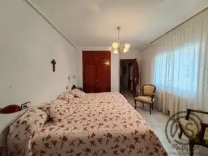 Dormitori de Casa o xalet en venda en La Puebla de Híjar amb Aire condicionat, Calefacció i Jardí privat