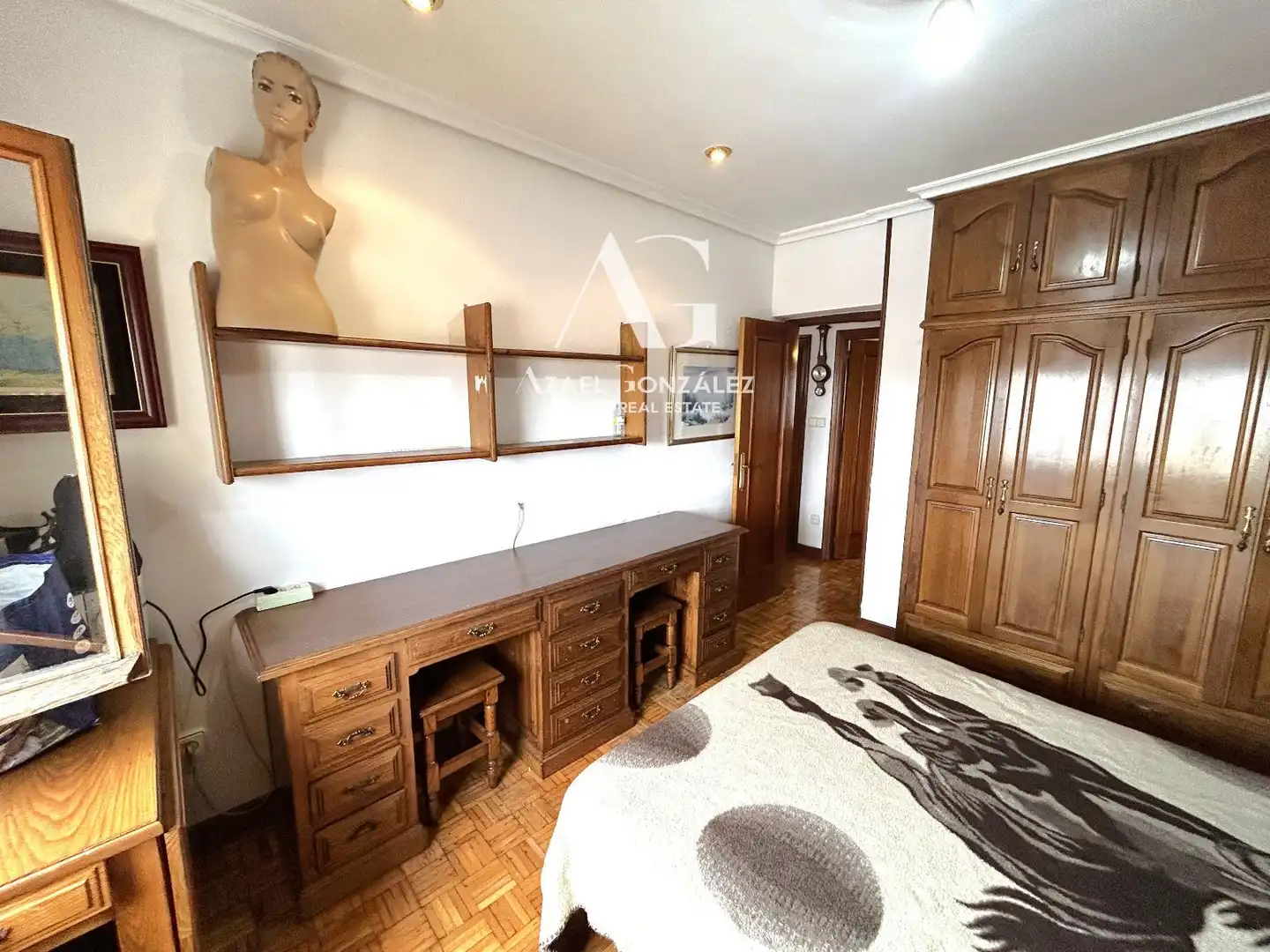 Bedroom of Flat for sale in Santander  with Storage room and Furnished