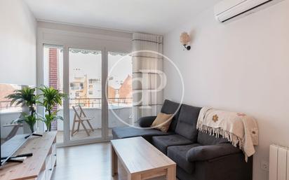 Exterior view of Flat for sale in  Barcelona Capital  with Air Conditioner, Heating and Terrace