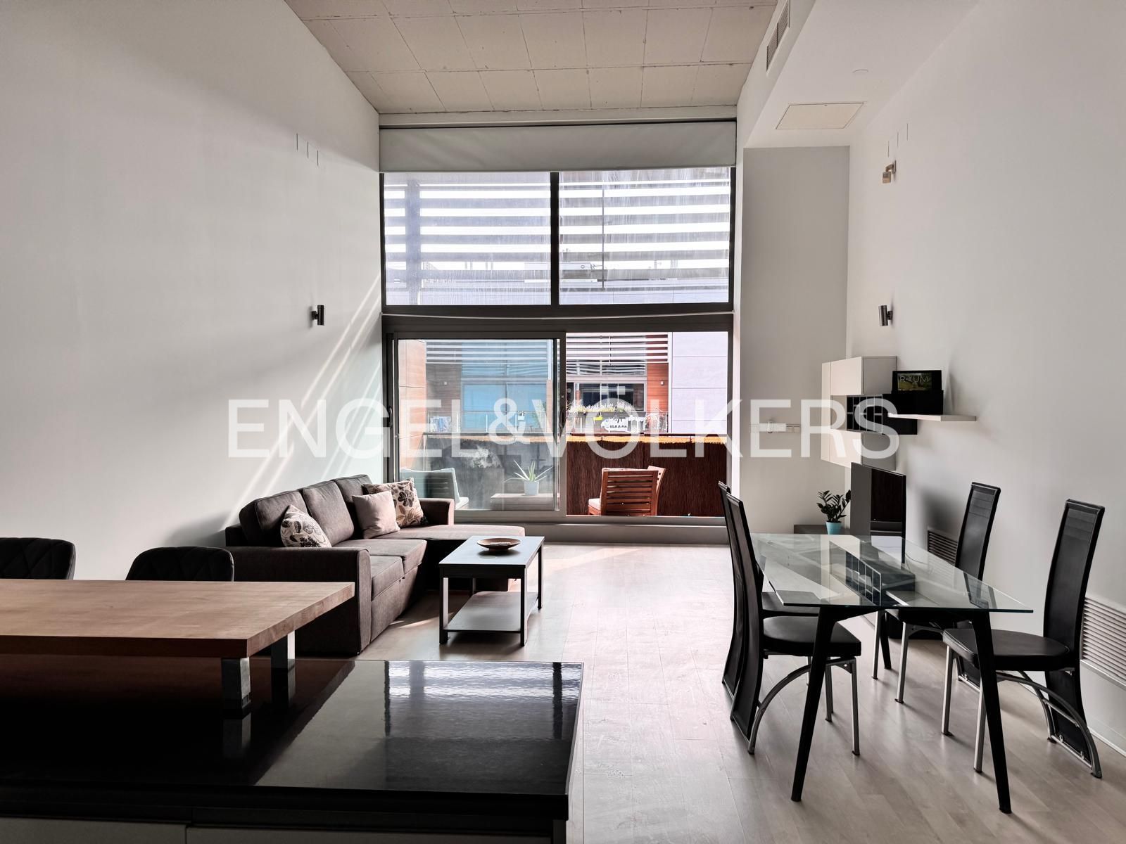 Living room of Apartment to rent in  Valencia Capital  with Air Conditioner, Heating and Private garden