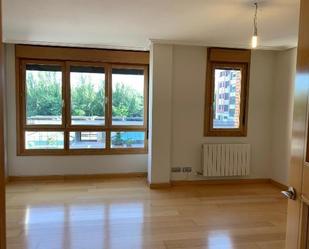 Bedroom of Flat to rent in Burgos Capital  with Terrace