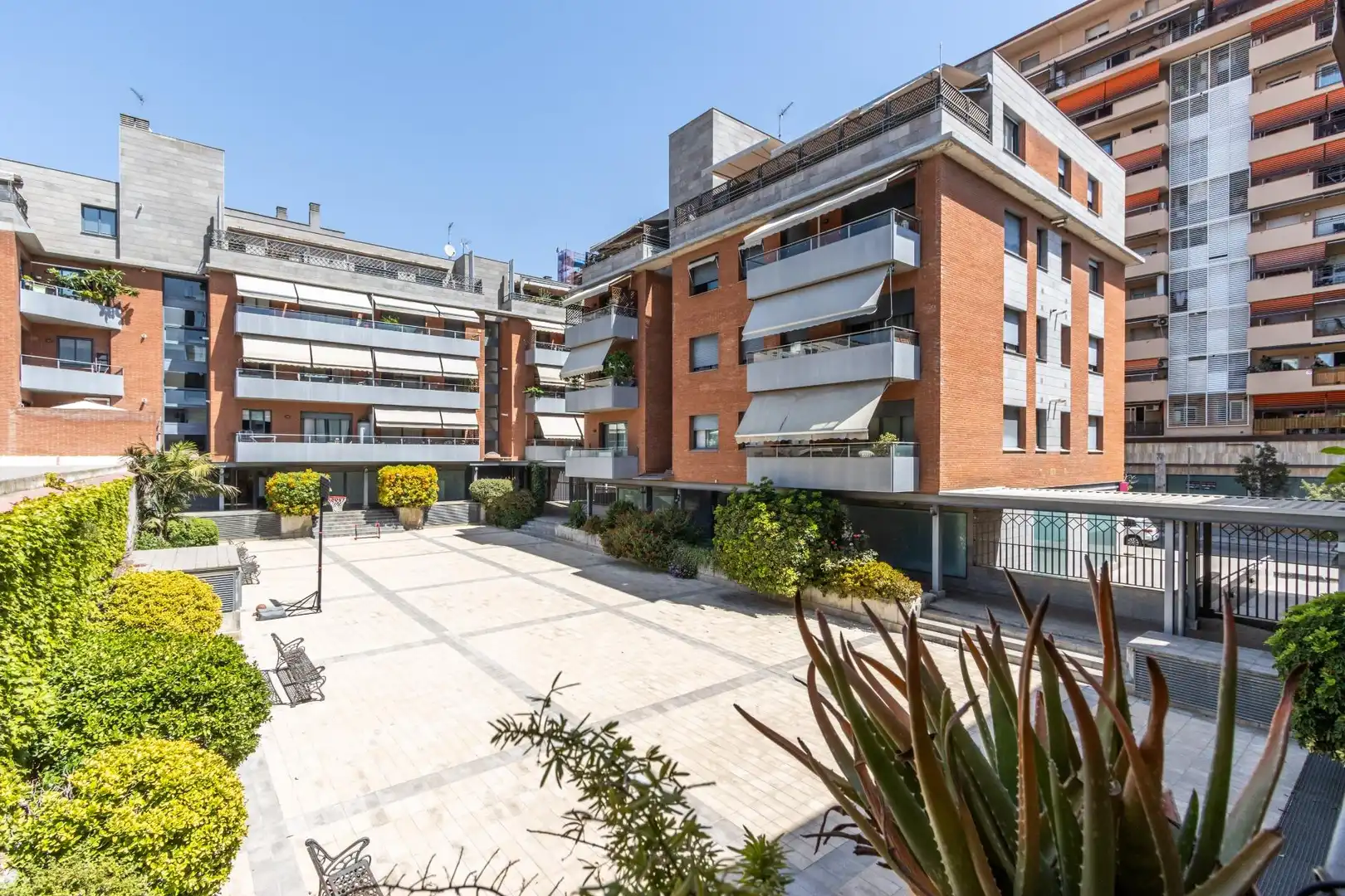 Vista exterior de Pis en venda en Sabadell amb Aire condicionat, Calefacció i Terrassa