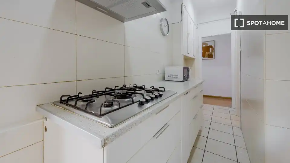 Küche von Wohnung zur Miete in Madrid mit Klimaanlage, Heizung und Möbliert