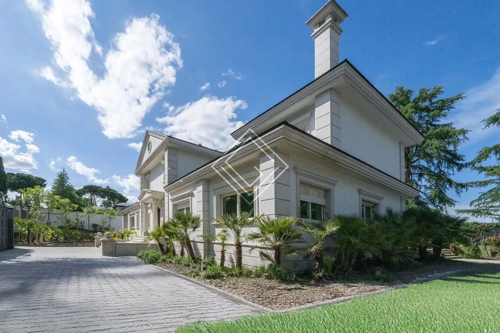 Vista exterior de Casa o chalet en venta en Madrid con Aire acondicionado, Calefacción y Jardín privado