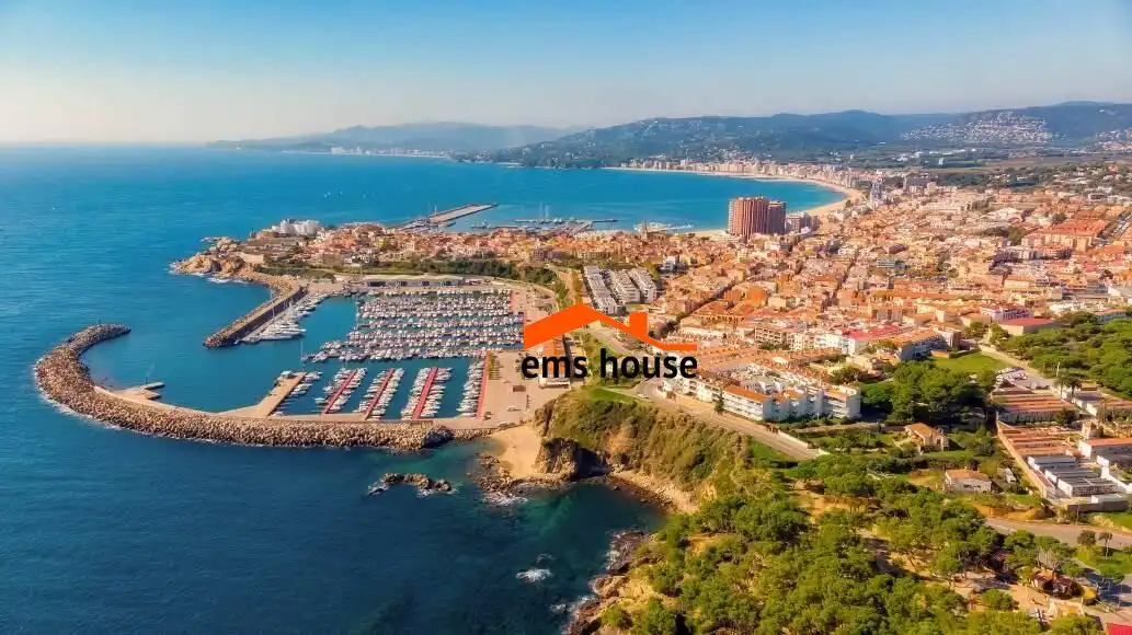 Apartament en venda en Palamós amb Terrassa i Piscina comunitària
