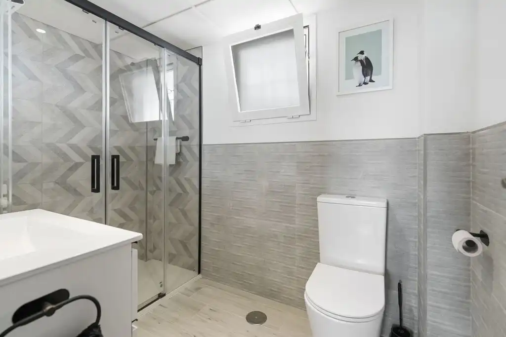 Penthouse with pool for sale in Benalmádena pueblo, imagen 5