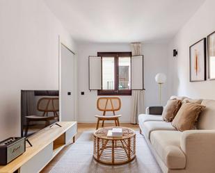 Living room of Apartment to share in  Barcelona Capital  with Air Conditioner, Heating and Terrace