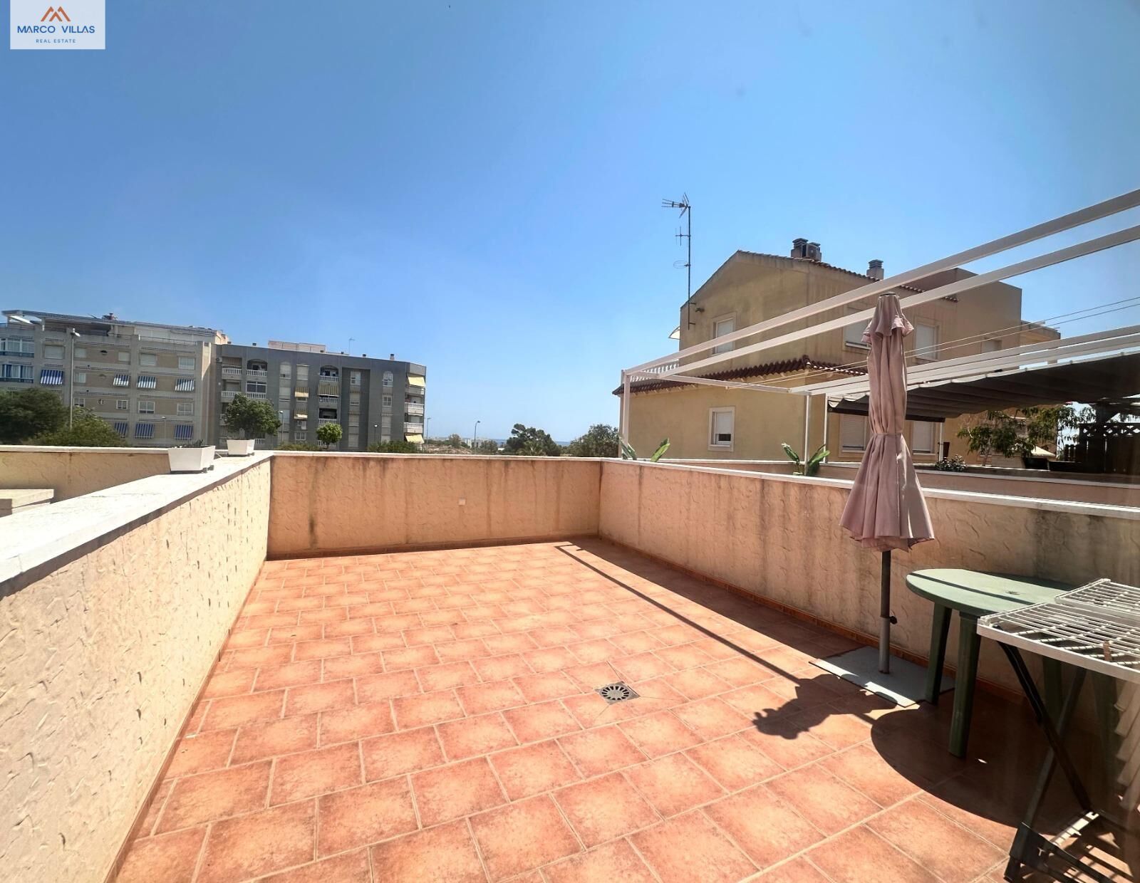 Terrace of Single-family semi-detached for sale in Guardamar del Segura  with Air Conditioner, Terrace and Storage room