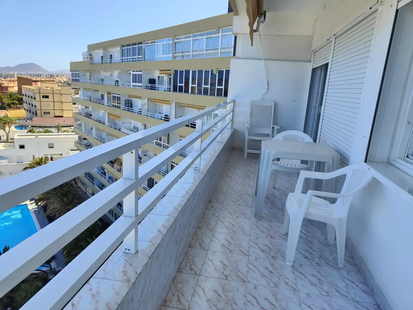 Terrassa de Apartament de lloguer en Candelaria amb Moblat, Rentadora i Balcó