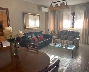 Living room of Flat to rent in Puertollano  with Air Conditioner, Heating and Furnished