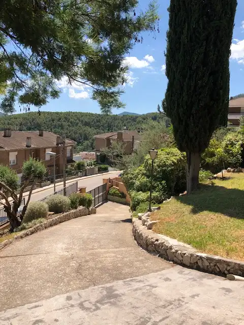 Vista exterior de Casa o xalet en venda en La Palma de Cervelló amb Aire condicionat, Calefacció i Jardí privat