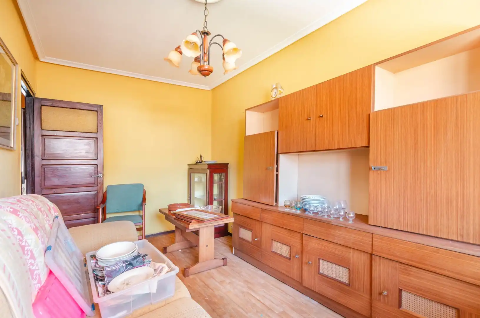 Wohnzimmer von Gebäude zum Verkauf in Oviedo 