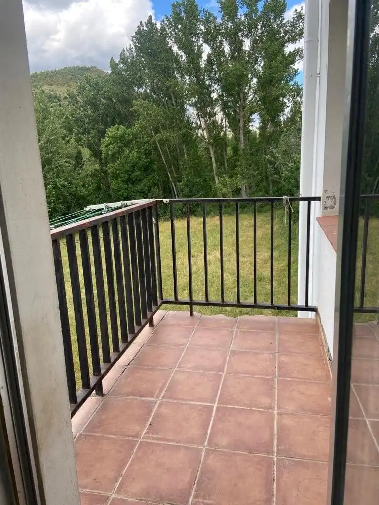 Local comercial en venda a Matallana de Torío, imagen 26