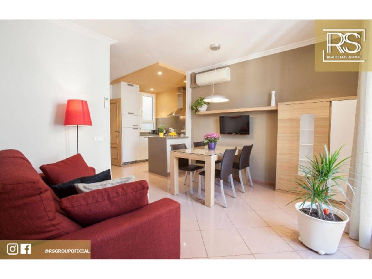 Living room of Flat to rent in  Barcelona Capital  with Air Conditioner, Heating and Parquet flooring